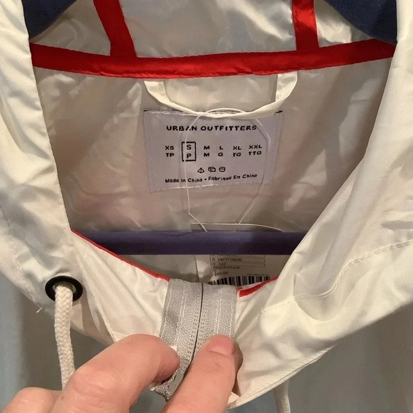 #136. NWT Urban Outfitters 90’s Colorblock Windbreaker Mens Sz Small - Picture 4 of 7